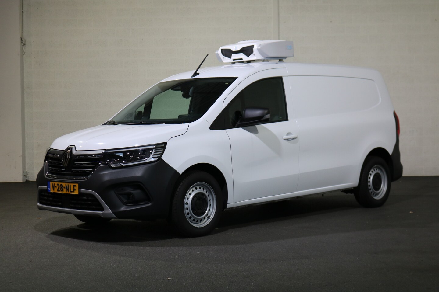 Renault Kangoo - 1.5 Blue dCi 115pk Koelwagen Airco Navigatie Camera (Wordt verwacht) - AutoWereld.nl