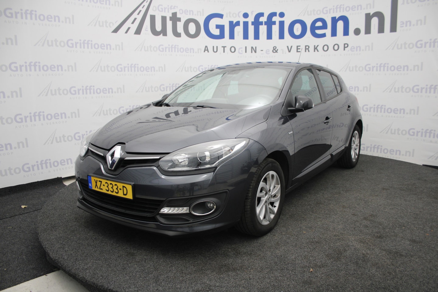 Renault Mégane - 1.2 TCe Limited keurige 5-deurs met stoelverwarming - AutoWereld.nl