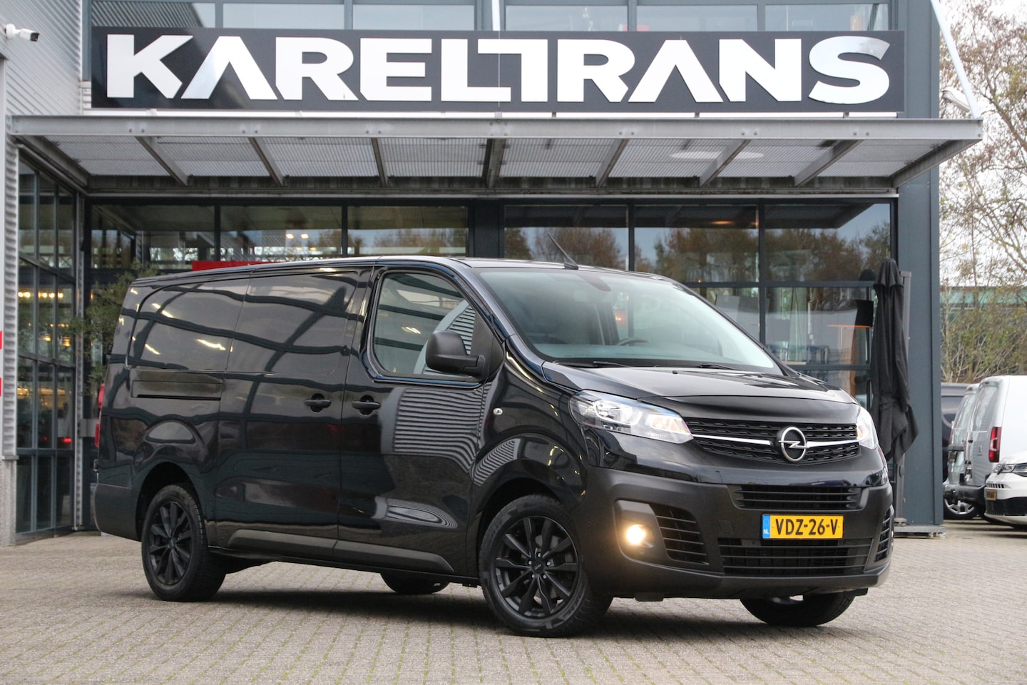 Opel Vivaro - 2.0 CDTI 122 | L3 | 2.5t trekgewicht | Navi | Cruise | Airco.. - AutoWereld.nl