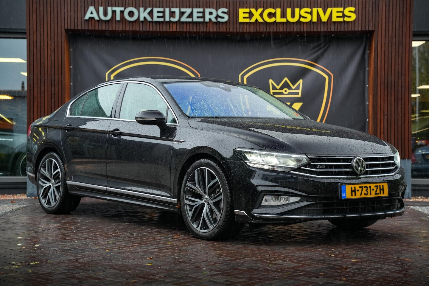 Volkswagen Passat - 1.5 TSI Elegance Business R Leer Navi - AutoWereld.nl