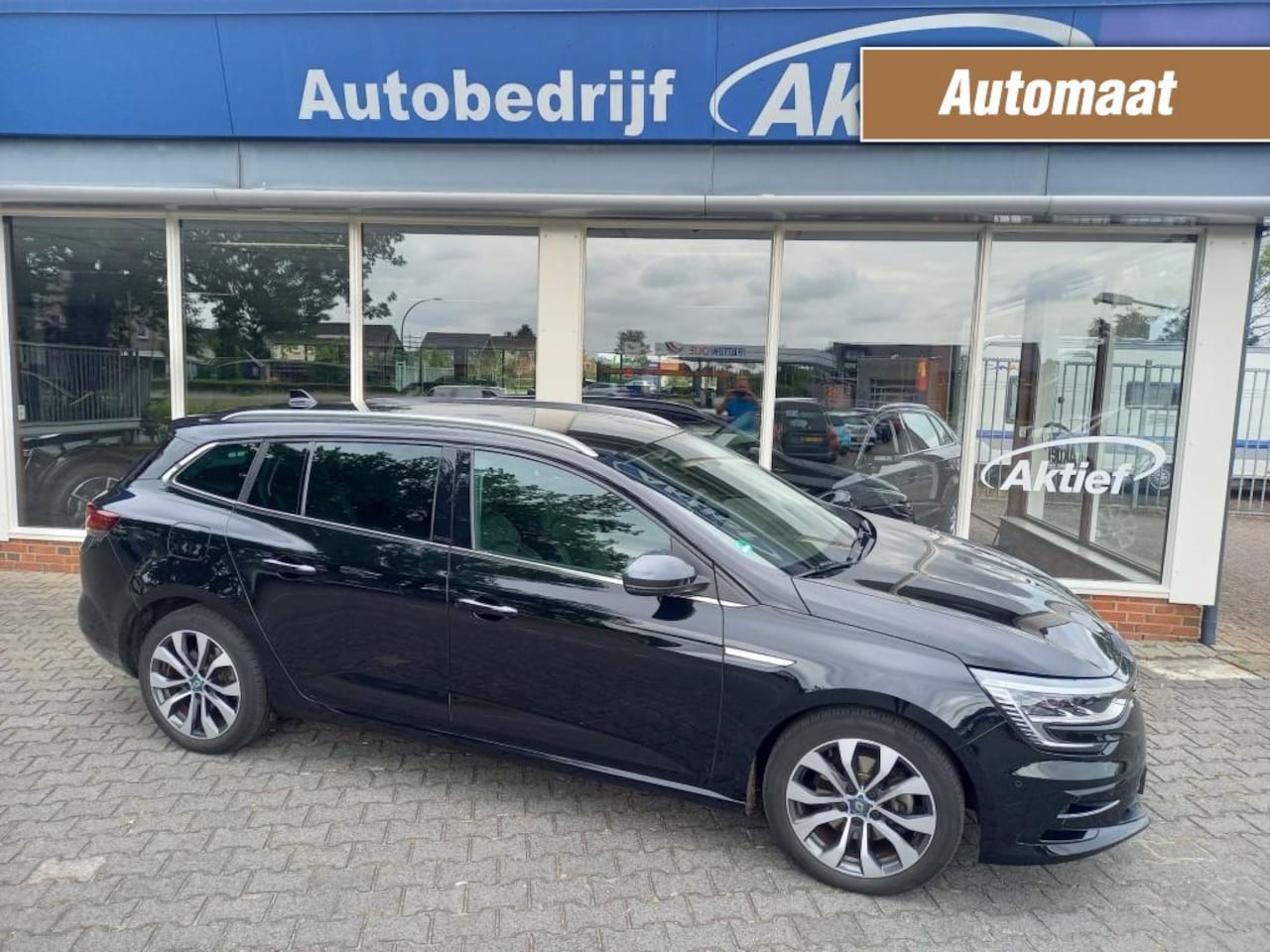Renault Mégane E-Tech - 1.6 E-Tech PHEV Edition One - AutoWereld.nl