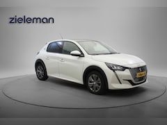 Peugeot e-208 - Allure 50 kWh - Digital Cockpit, Panorama, Carplay, Camera, Navi, Stoelverw