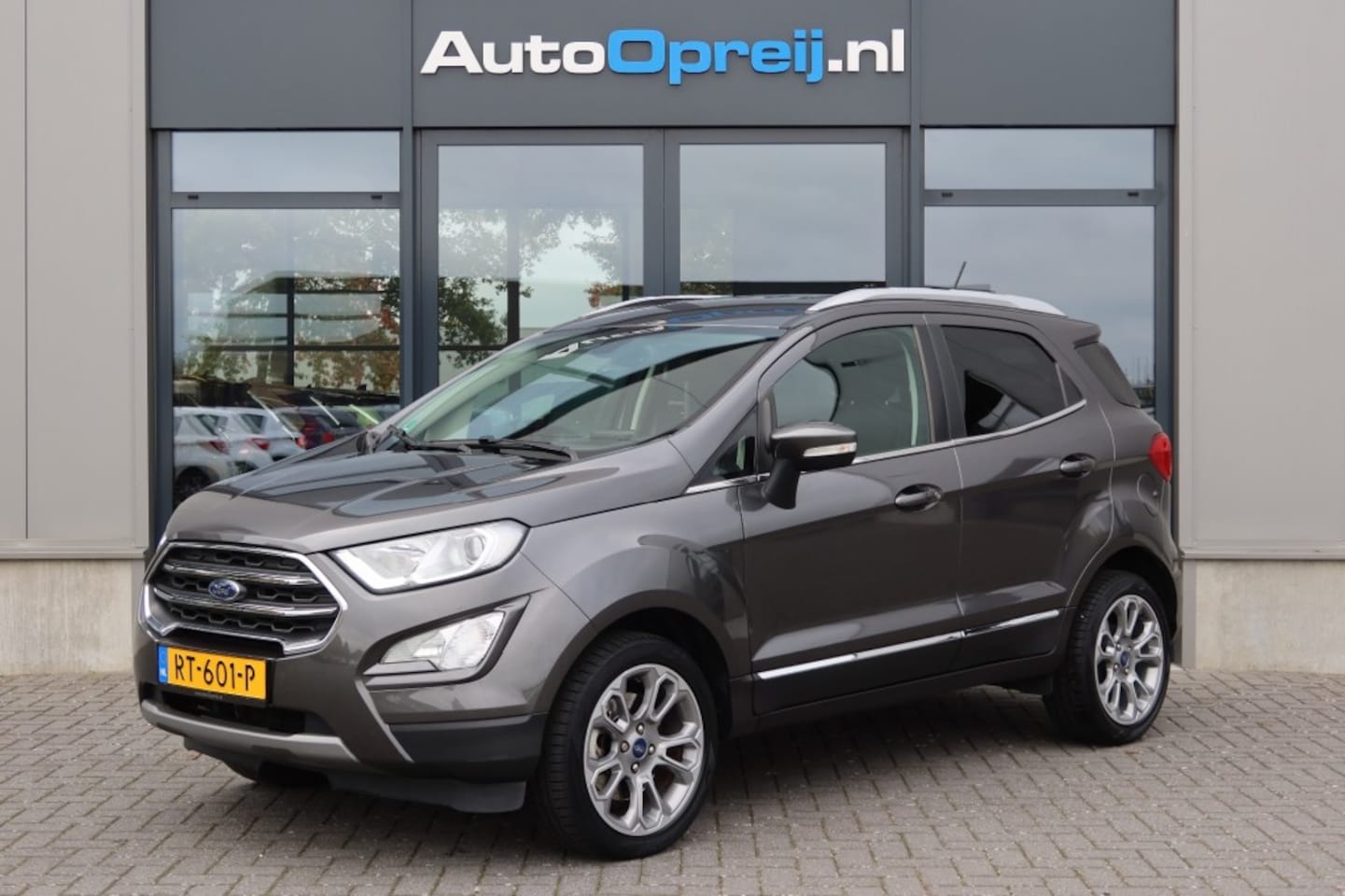 Ford EcoSport - 1.0 Ecoboost Titanium 125pk Clima, NAVI, Cruise, PDC, LM-Velgen, Dealer onderhouden - AutoWereld.nl