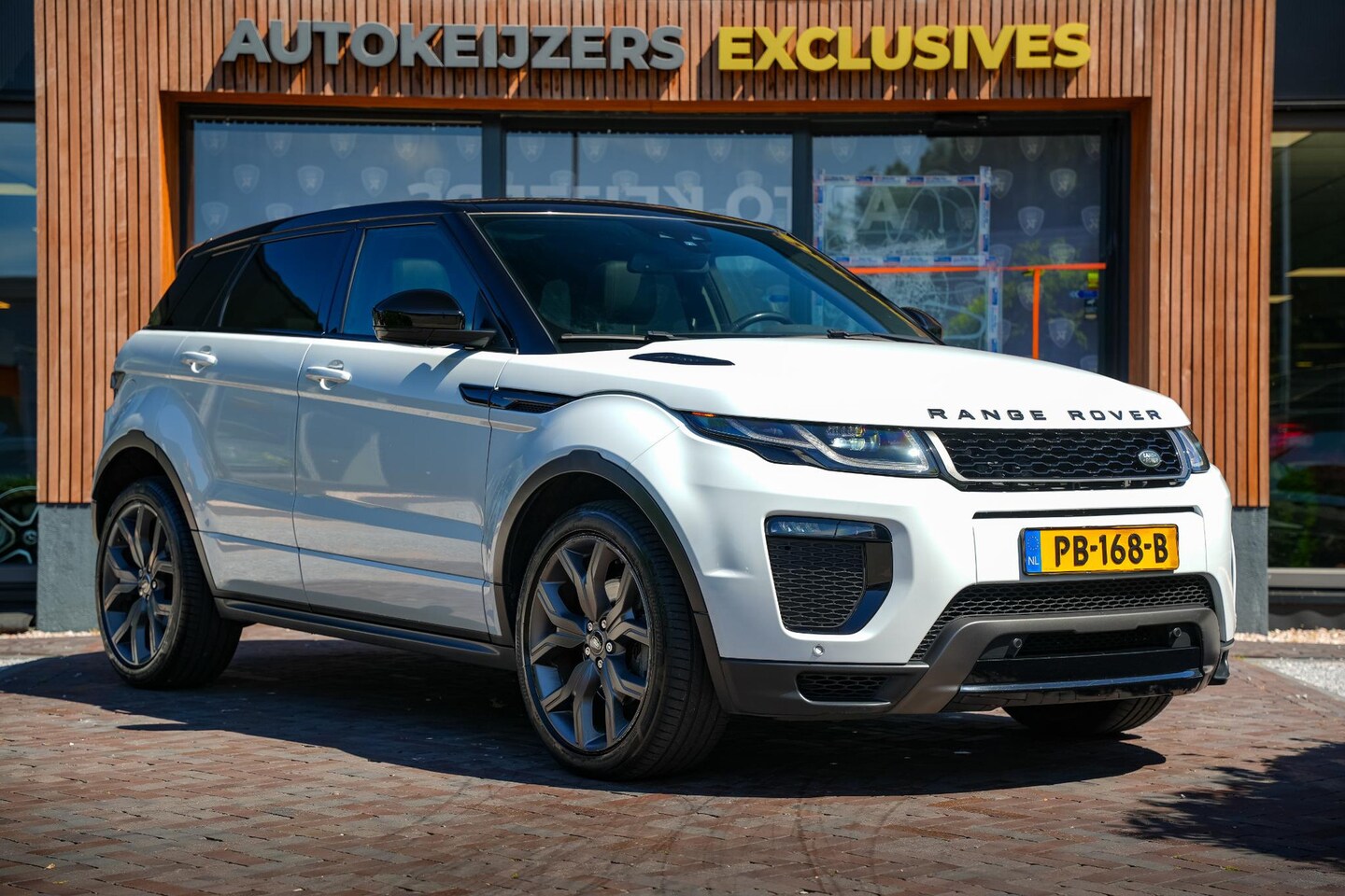 Land Rover Range Rover Evoque - 2.0 TD4 Autobiography Dynamic Panoramadak leer Meridian 20”LM Memory Camera - AutoWereld.nl