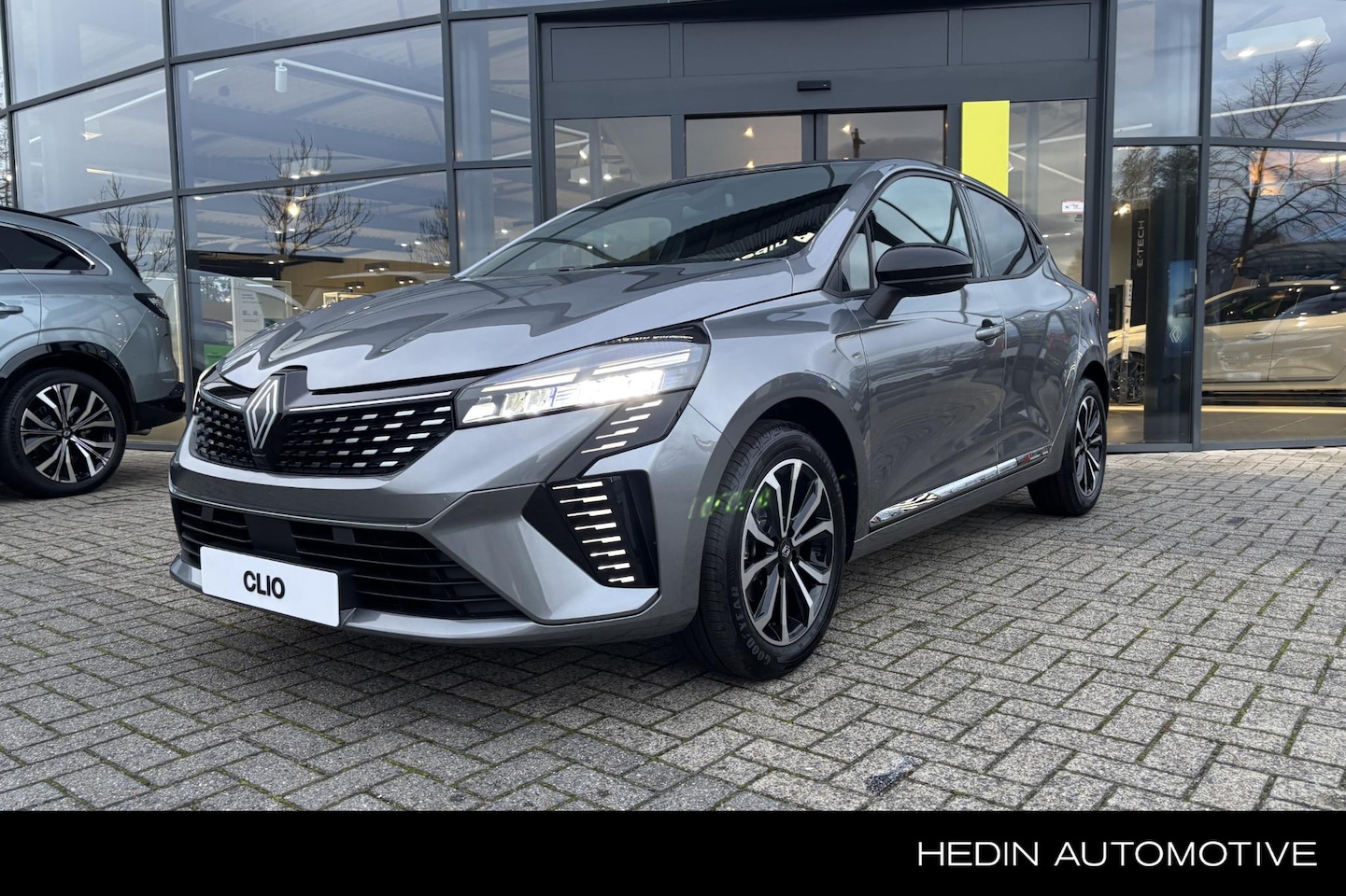 Renault Clio - TCe 90 GPF techno | 5 JAAR GARANTIE | Navigatie | Camera | PDC achter | Keyless | Apple ca - AutoWereld.nl