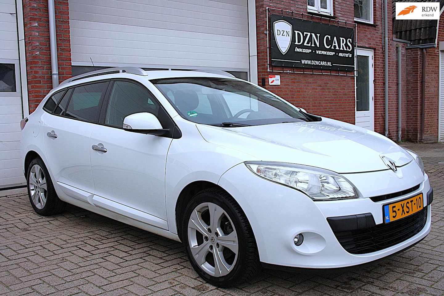 Renault Mégane Estate - 1.4 TCe Expression Airco - Trekhaak - cruise control - Lm velgen - AutoWereld.nl