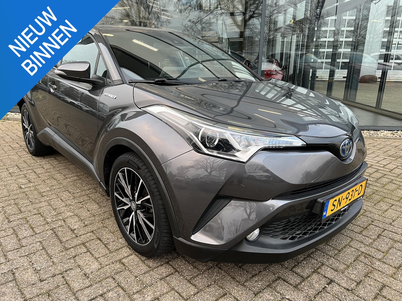 Toyota C-HR - 1.8 Hybrid Dynamic AUTOMAAT | A.CAMERA | KEY LESS | CLIMATE CONTROLE | STOEL VERWARMING | - AutoWereld.nl