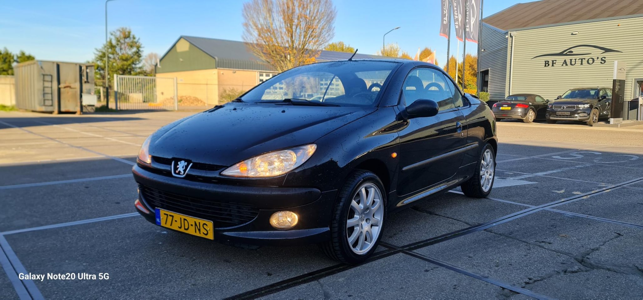 Peugeot 206 CC - 2.0-16V AIRCO 163.000km  garantie en inruil mogelijk originele NL auto dus GEEN import - AutoWereld.nl
