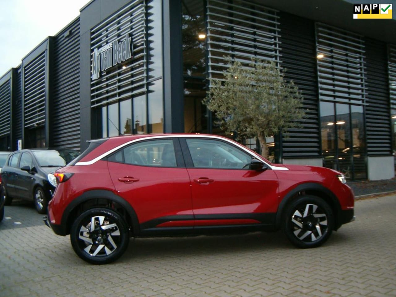 Opel Mokka - 1.2 Turbo Business Elegance + trekhaak - AutoWereld.nl