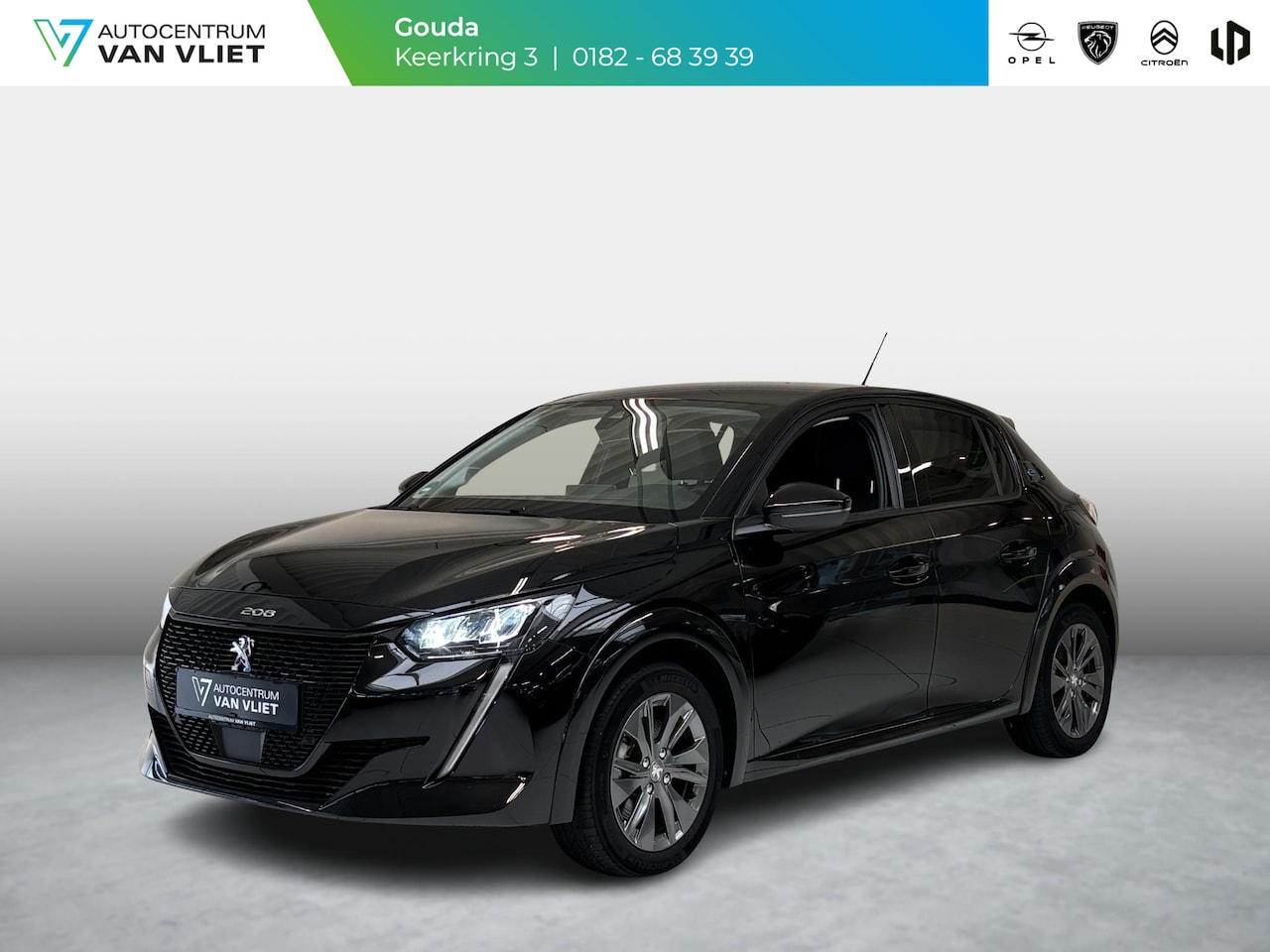 Peugeot e-208 - EV Allure 50 kWh SOH 93,2% | Navigatie | Android auto / Apple carplay | Cruise control | A - AutoWereld.nl