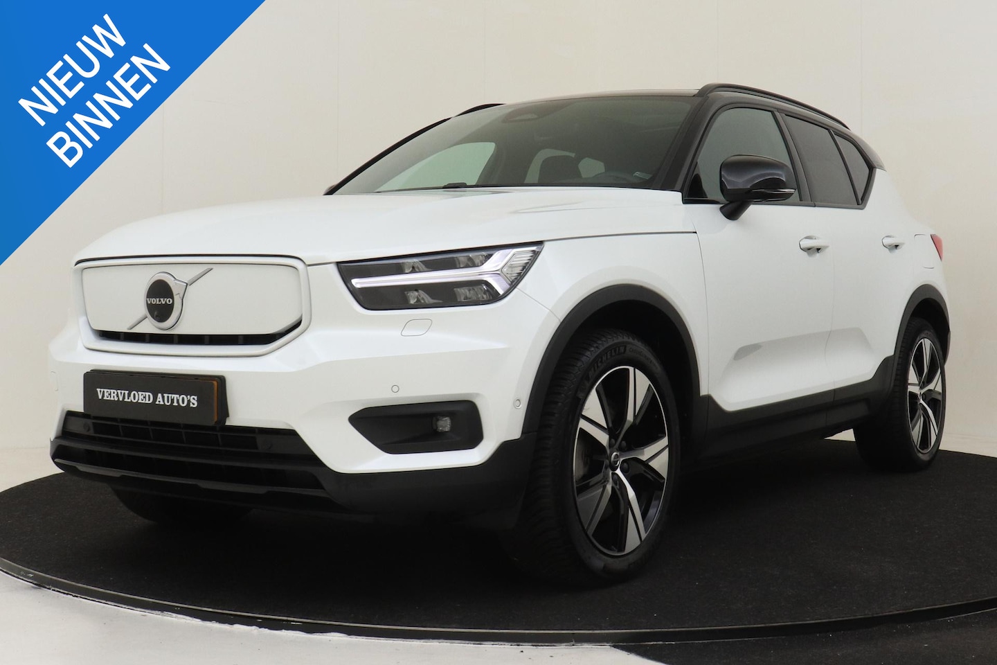 Volvo XC40 - RECHARGE PRO -HARMAN/KARDON|360°CAM|TREKHAAK|POWER-SEATS|BLIS|STOEL/STUURVERW. - AutoWereld.nl