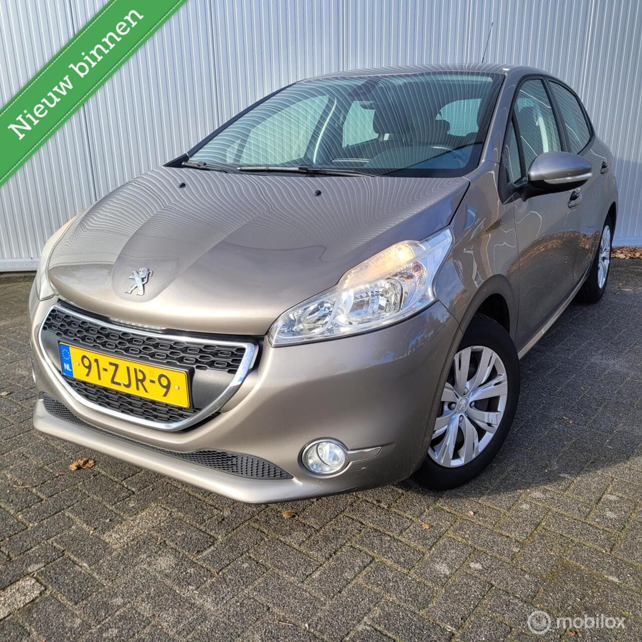 Peugeot 208 - 1.2 Vti Blue Lease Executive 1.2 VTi Blue Lease Executive - AutoWereld.nl