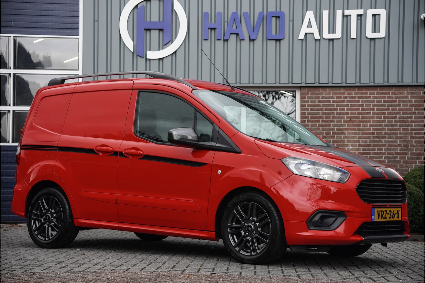 Ford Transit Courier - 1.0 Sport, AIRCO, BTW-VRIJ / MARGE, STOELVERWARMING, - AutoWereld.nl