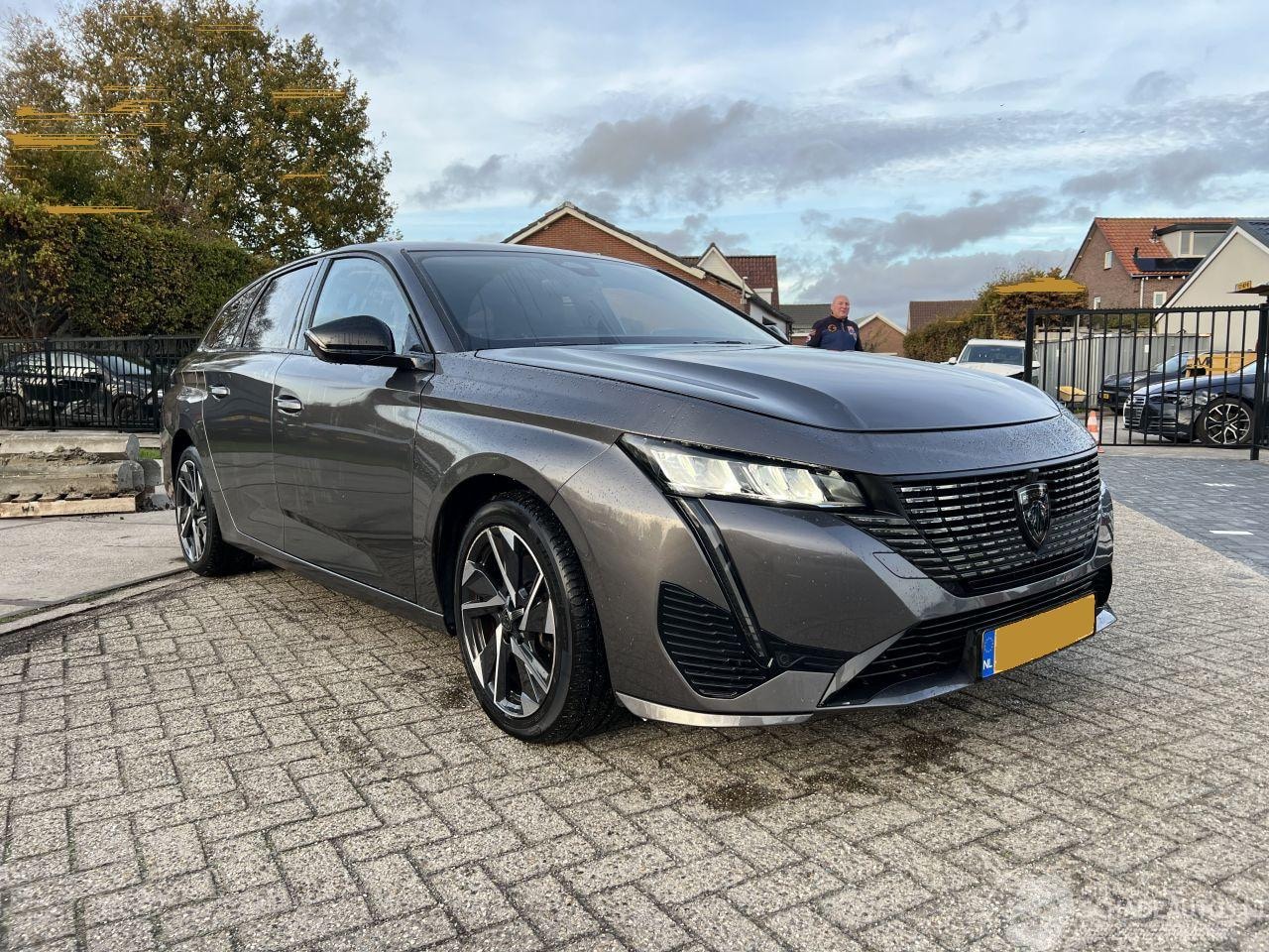 Peugeot 308 - 1.2 PureTech Allure 97.723 KM !! AUTOMAAT - AutoWereld.nl