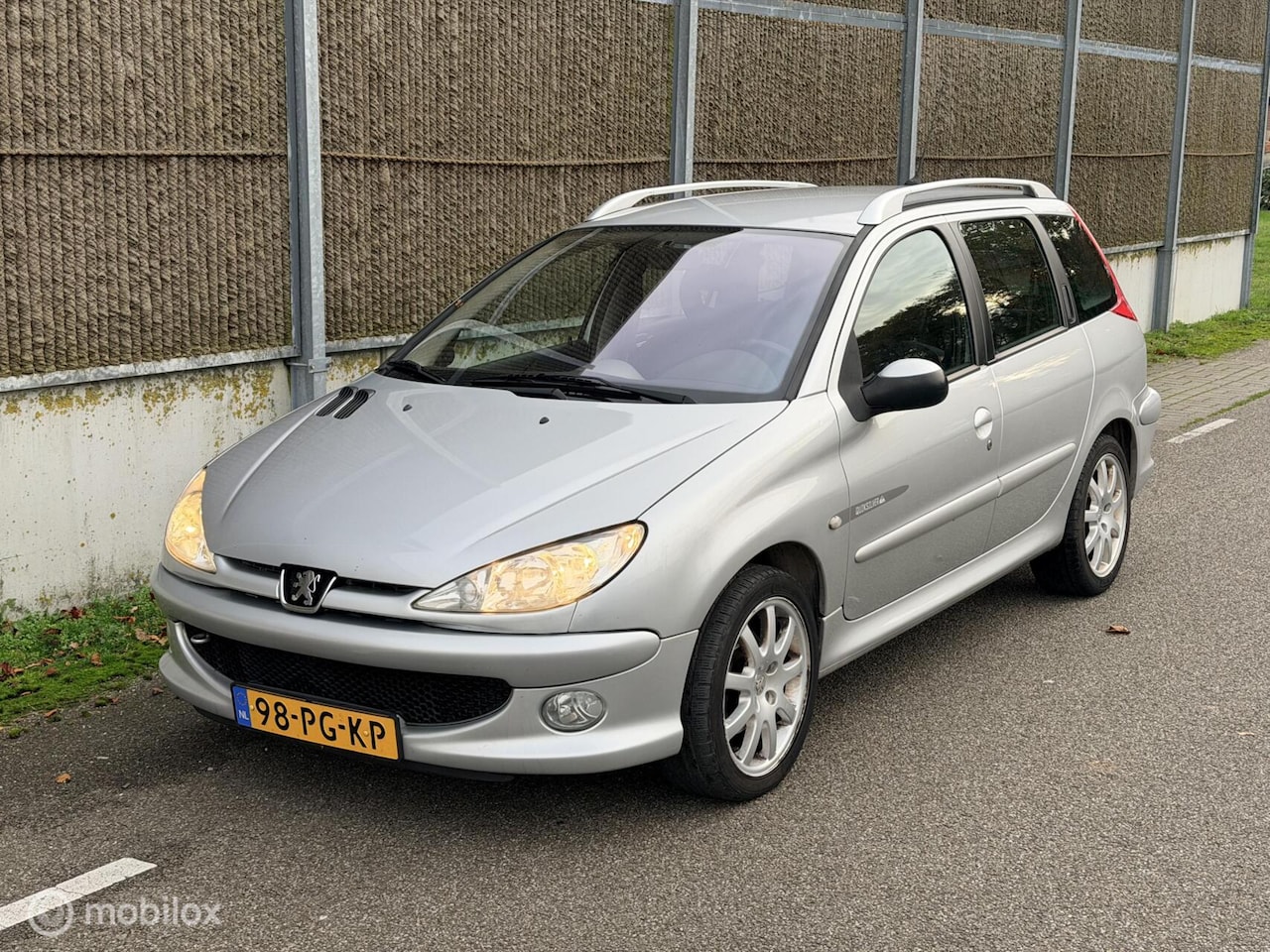 Peugeot 206 SW - 1.6-16V Griffe NAP/APK/AIRCO - AutoWereld.nl