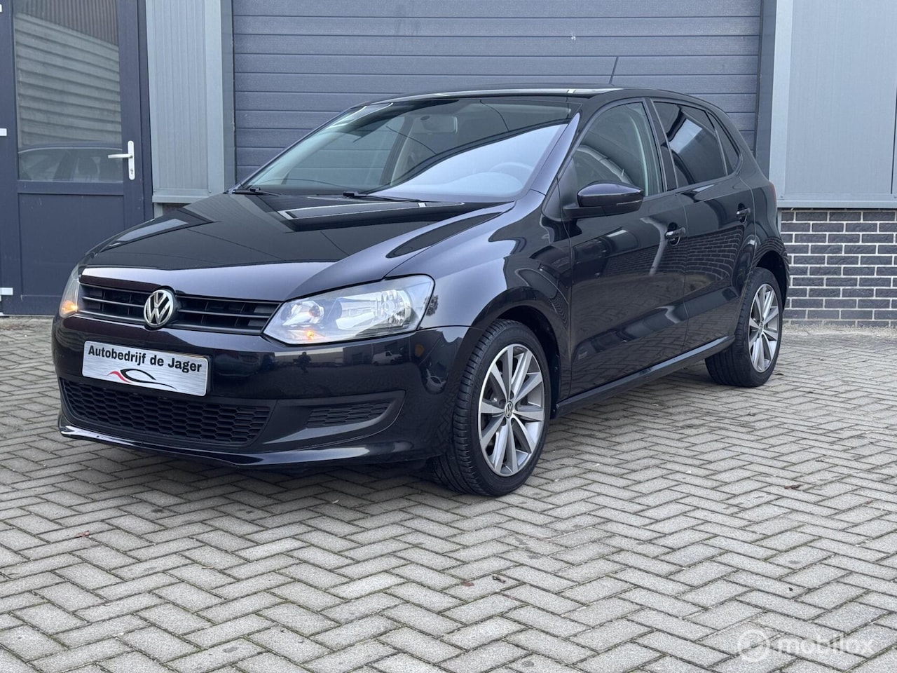 Volkswagen Polo - 1.4-16V Highline/ AUTOMAAT/ NAV./ CLIMATE CO - AutoWereld.nl