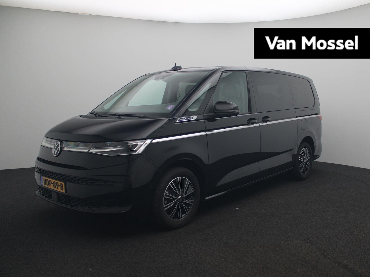 Volkswagen Multivan - 1.4 eHybrid L1H1 Life | Camera | 6-Personen | - AutoWereld.nl
