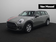 MINI Clubman - 1.5 Cooper Essential Aut. | Navigatie | LMV | Xenon | Stoelverwarming | Cruise control | C