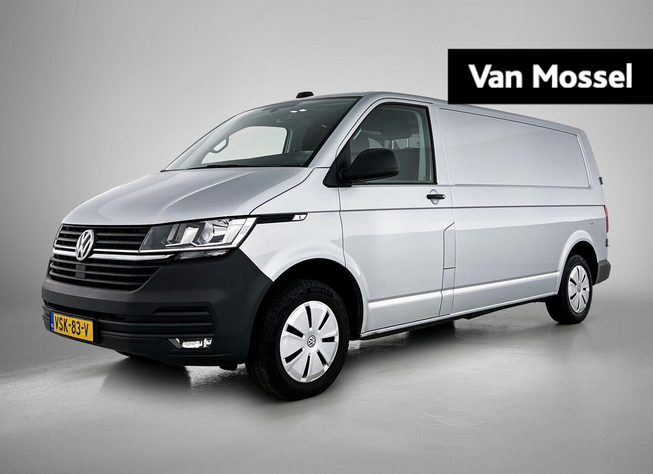 Volkswagen Transporter - 2.0 TDI L2H1 Comfortline 150 PK Comfortstoelen | Alarm | Multifunctioneel stuurwiel | Navi - AutoWereld.nl