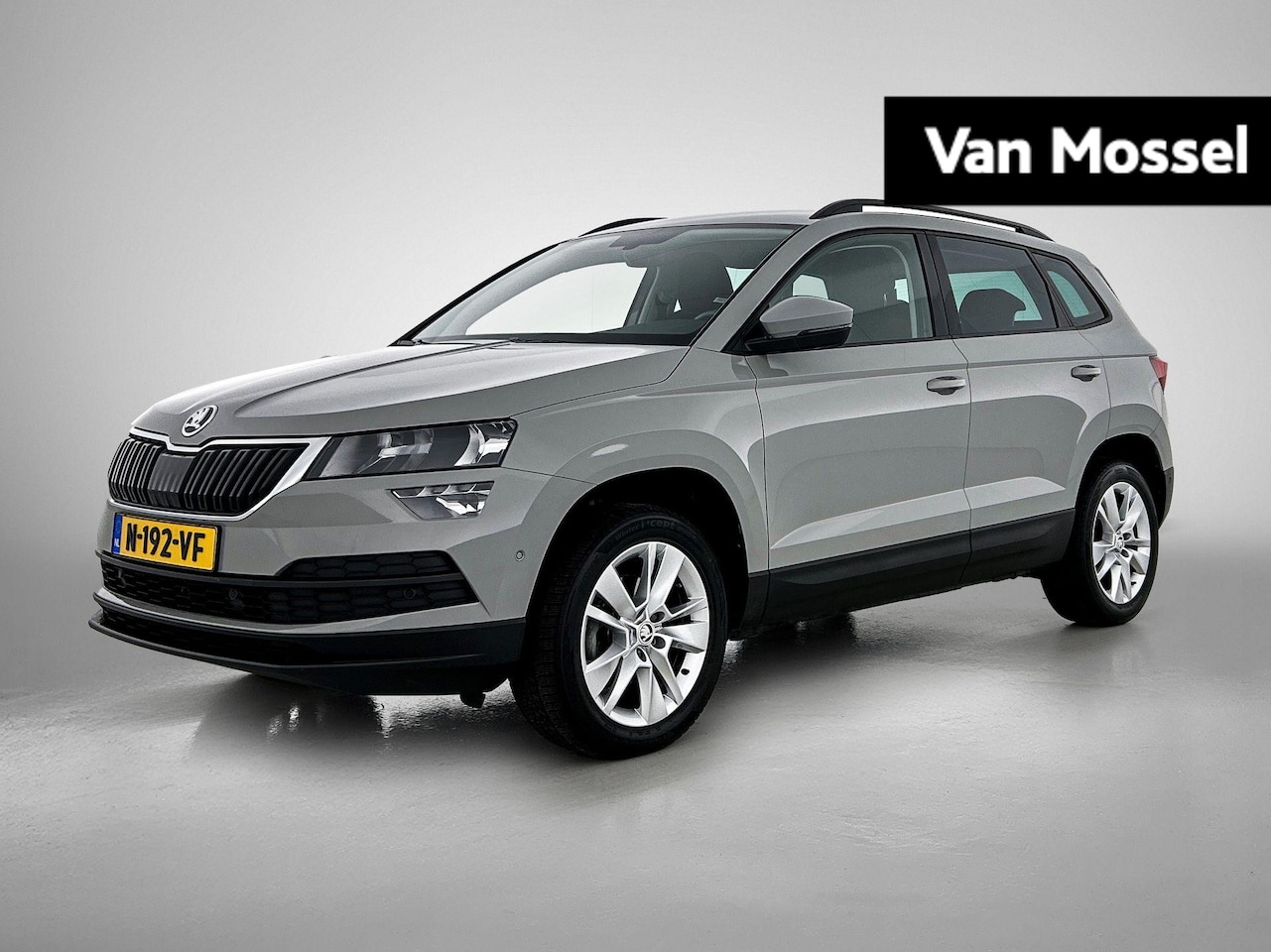 Skoda Karoq - 1.5 TSI ACT Business Edition | TREKHAAK | CRUISE CONTROL | CLIMATE CONTROL | PARKEERSENSOR - AutoWereld.nl