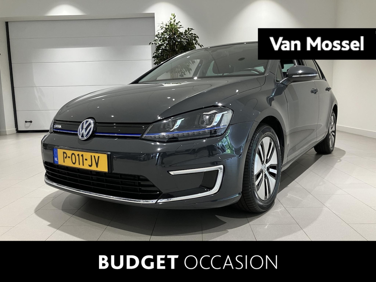 Volkswagen e-Golf - e-Golf 116 PK | Apple Carplay | Cruise Control | Stoelverwarming | Voorruitverwarming | Bl - AutoWereld.nl