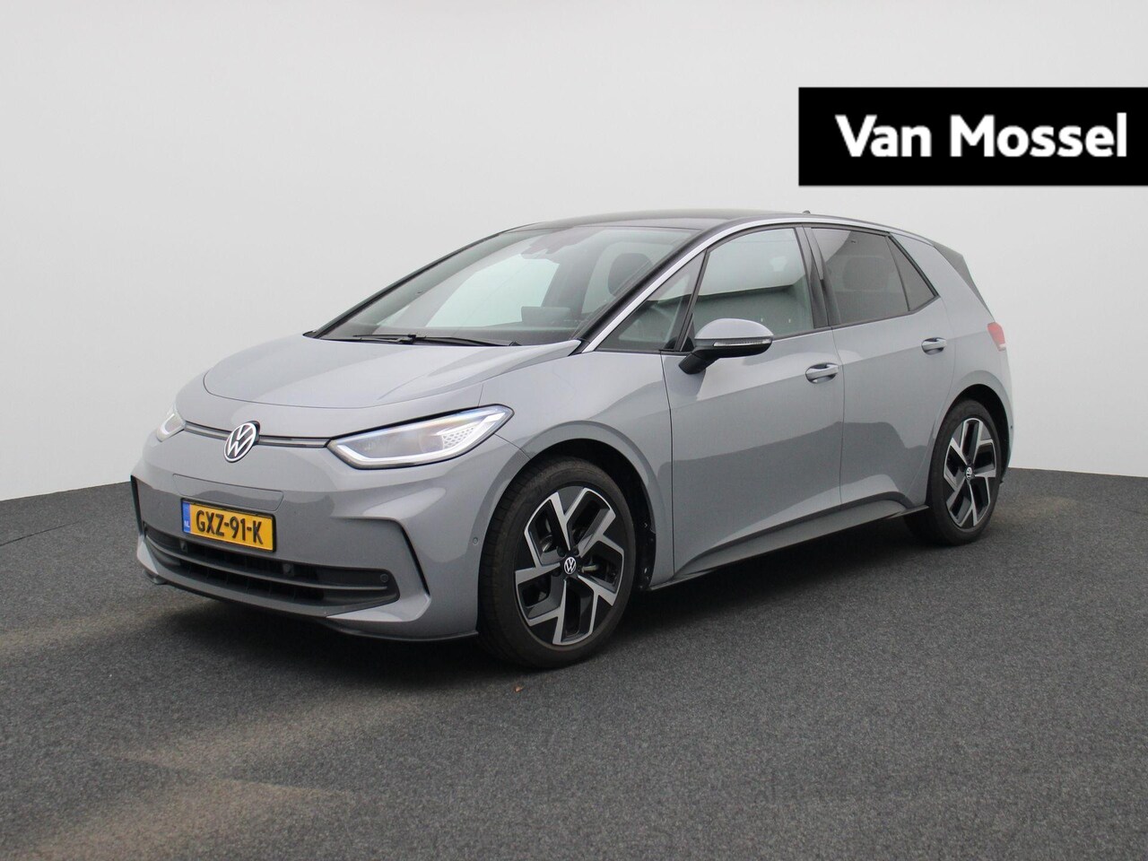 Volkswagen ID.3 - Pro Oranje Edition 59 kWh | EM | Stoel en Stuurwarming | Navigatie | Park Assist - AutoWereld.nl