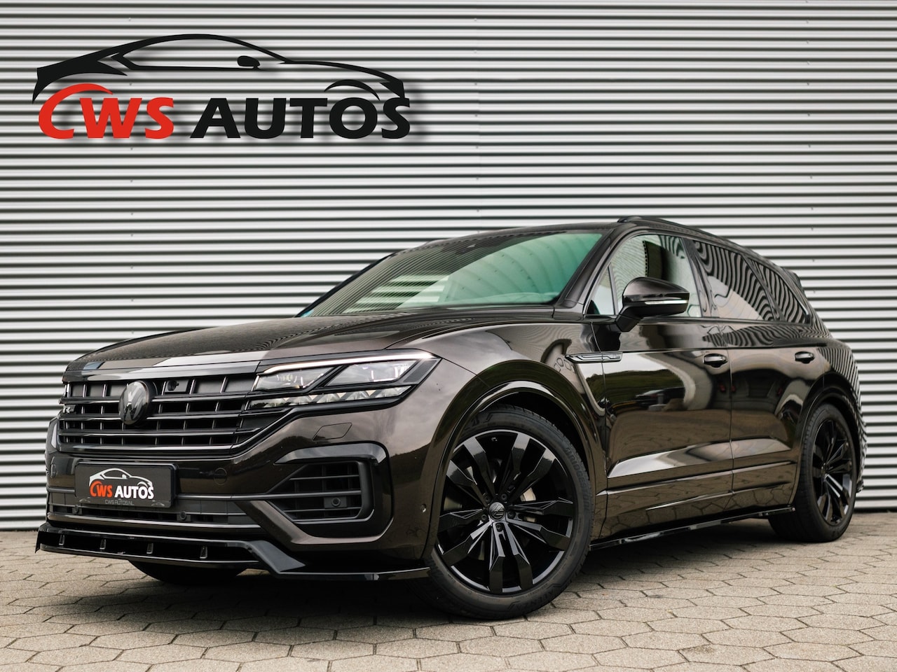 Volkswagen Touareg - 3.0 TDI R-Line GRIJS KENTEKEN*VIRTUAL*PANO*ACC*LANE*LUCHTVERING*4 WIEL BESTURING*NACHTZICH - AutoWereld.nl