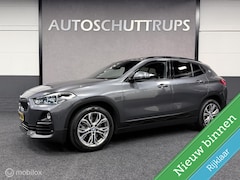 BMW X2 - sDrive18i High Executive Edition AUTOM. / PANO / SHADOW LINE / LUXE