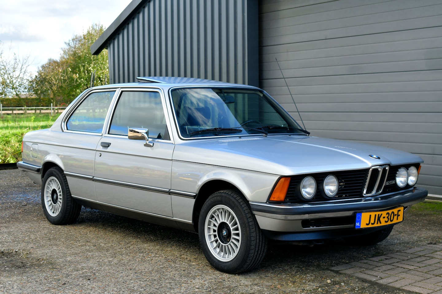 BMW 3-serie - 323i E21 - AutoWereld.nl