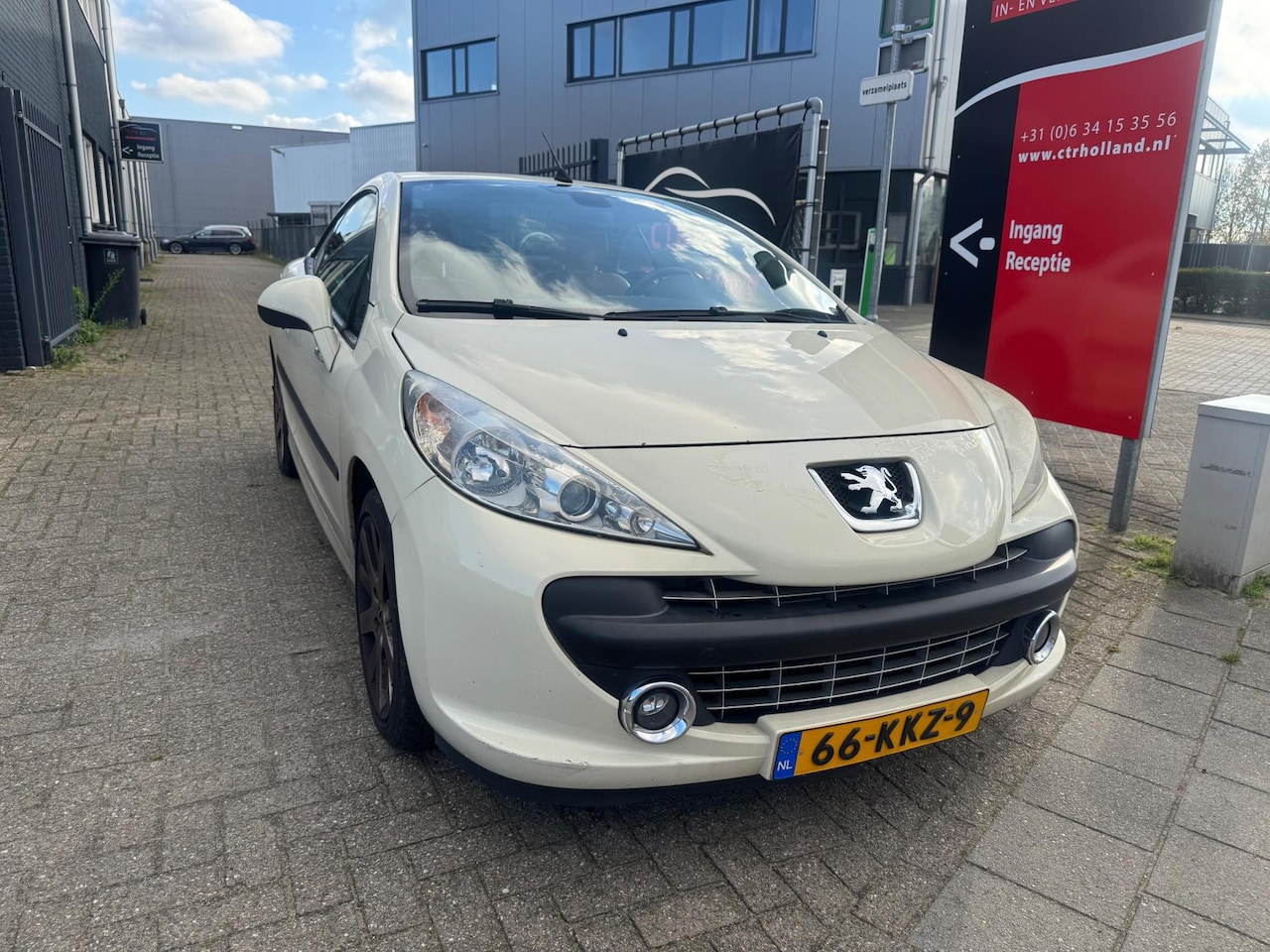Peugeot 207 CC - 1.6 VTi Première (bj 2007) INRUILKOOPJE/MOTOR NIET 100% - AutoWereld.nl