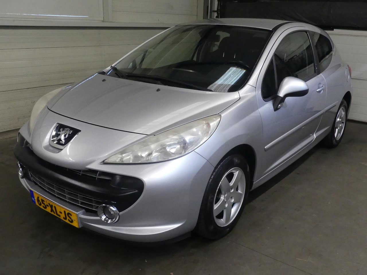 Peugeot 207 - 1.4-16V XS Pack - Airco - Mooie auto! - AutoWereld.nl