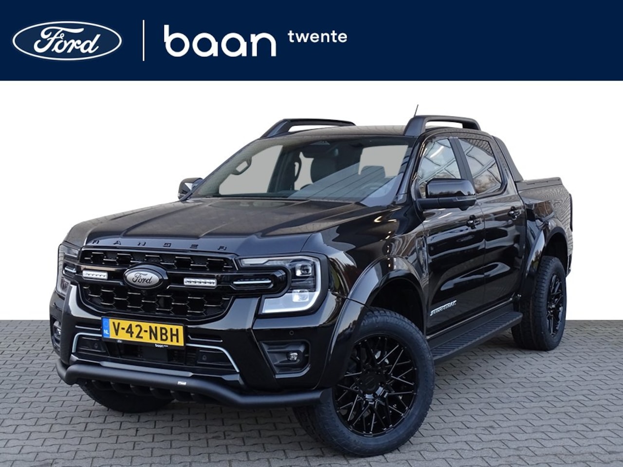 Ford Ranger - Stormtrak Double Cab PHEV 281 PK | 5 zitplaatsen | Elektr. rollertop | 3.500 KG Trekhaak | - AutoWereld.nl
