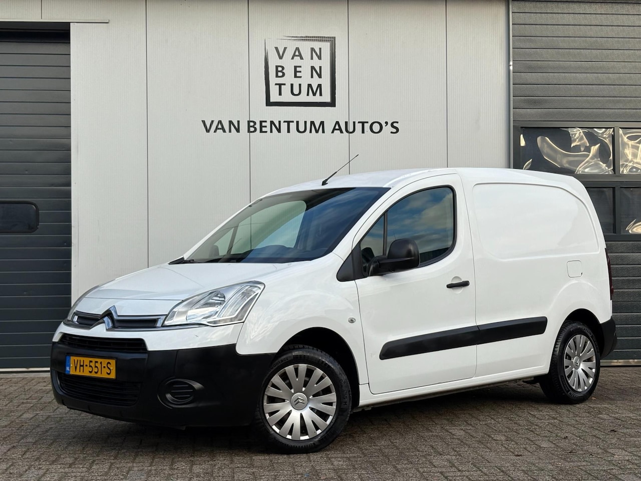 Citroën Berlingo - 1.6HDI 75pk Airco Cruise 3-pers. Trekhaak - AutoWereld.nl