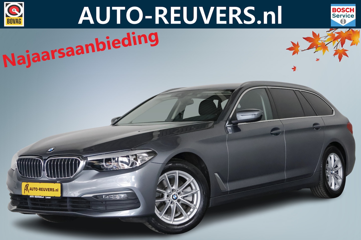 BMW 5-serie Touring - 520i Business Edition Cruise / Navi / Carplay / Camera - AutoWereld.nl