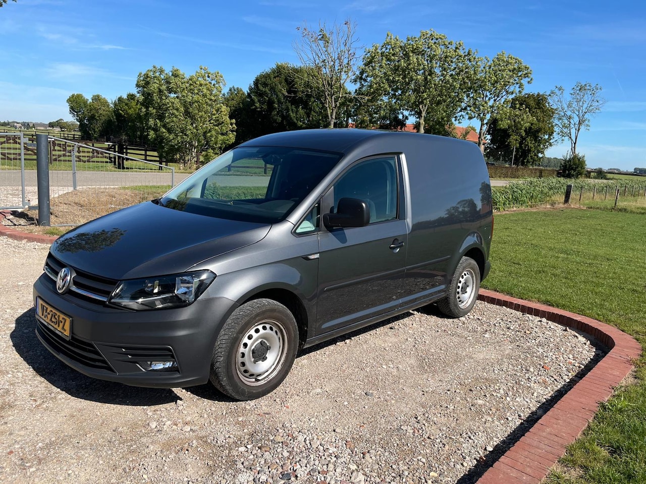 Volkswagen Caddy - 1.6 TDI L1H1 Comfortline - AutoWereld.nl