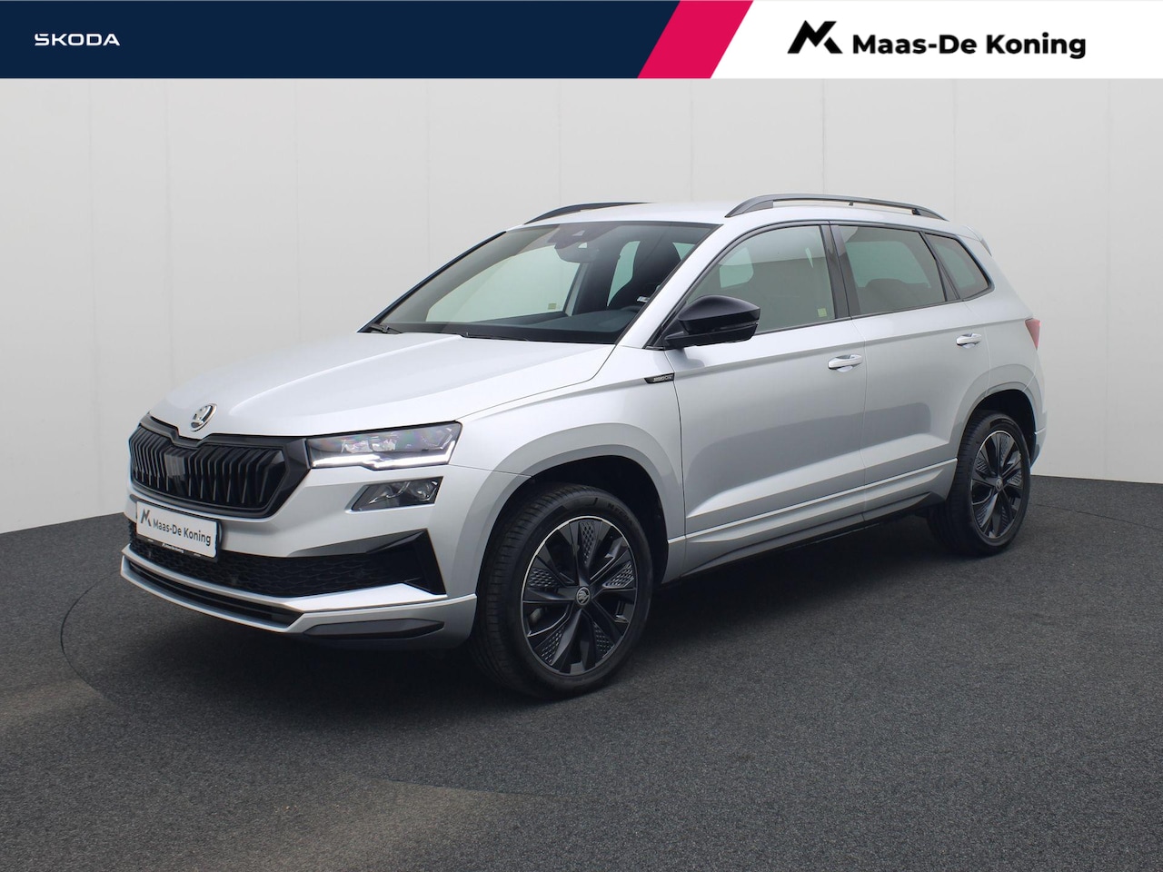 Skoda Karoq - 1.5TSI/150PK ACT Sportline DSG · Navigatie · Trekhaak · Apple/Android Car Play · Camera · - AutoWereld.nl