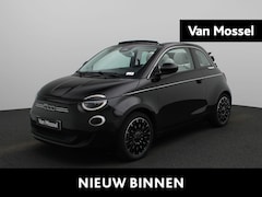Fiat 500e - La Prima 42 kWh Cabrio | ECC | Parkeersensoren V+A | Parkeercamera | Stoelverwarming | Car