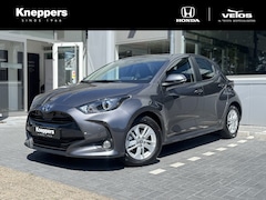 Toyota Yaris - 1.5 Hybrid 115 Active PLUS Parkeersensoren V+A, Lichtmetalen velgen, Voorstoelen verwarmd