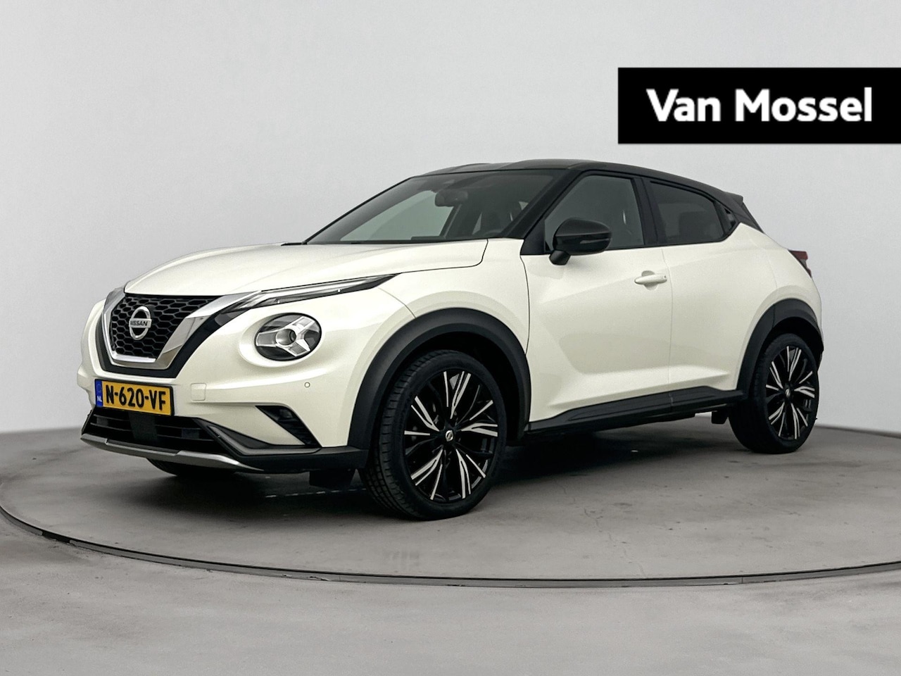 Nissan Juke - 1.0 DIG-T N-Design Stoelverwarming | Lichtmetalen velgen | Bose Hoofdsteun speakers - AutoWereld.nl