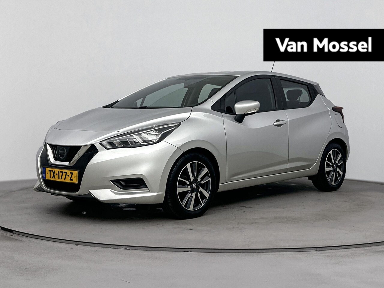 Nissan Micra - 0.9 IG-T N-Connecta | Achteruitrijcamera | Parkeersensoren | NAVI | LMV | CC - AutoWereld.nl