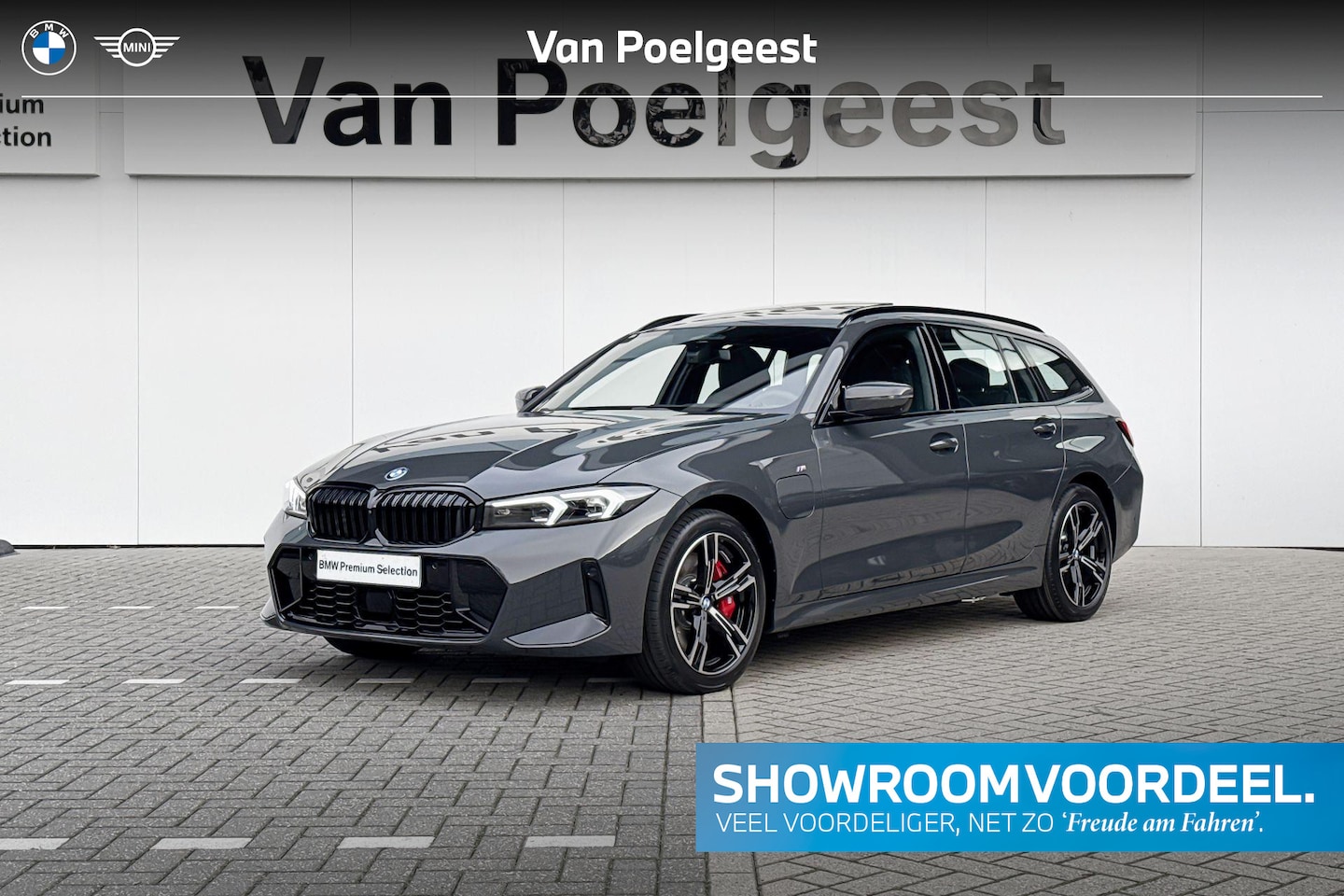 BMW 3-serie Touring - 330e | M Sport Pro | Glazen Panoramadak | Innovation Pack - AutoWereld.nl