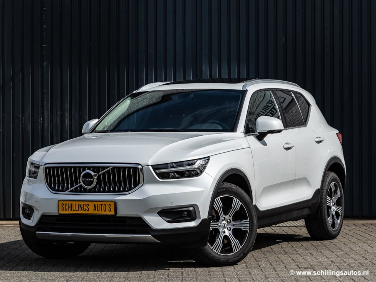 Volvo XC40 - 2.0 B4 INSCRIPTION Leer Panoramadak Navi Camera-360 46.000KM Harmon Kardon - AutoWereld.nl