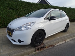 Peugeot 208 - 1.2 E-VTI ACTIVE-Automaat-Navi-Cruise-Blth-Media-usb