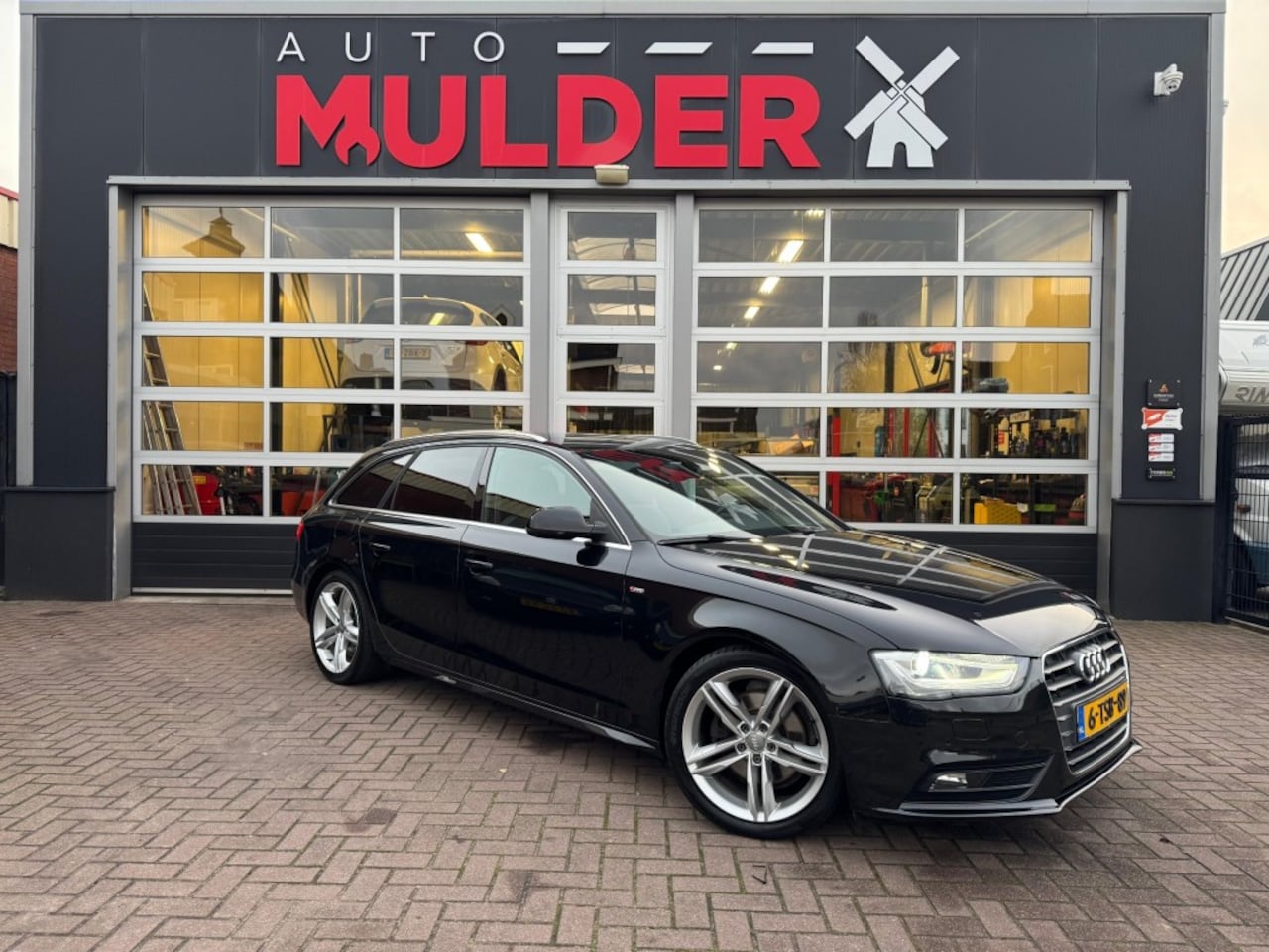 Audi A4 Avant - AVANT 1.8 TFSI 170PK PRO S-LINE / TREKHAAK / STOELVERW. / NAVI / CRUISE! - AutoWereld.nl
