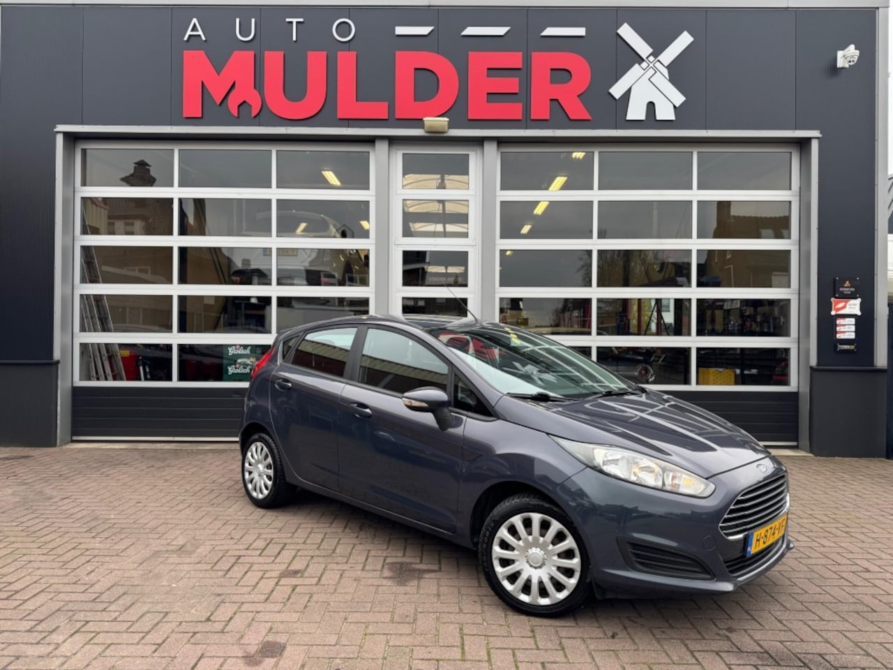 Ford Fiesta - 1.0 ECOBOOST 100PK TITANIUM / AUTOMAAT / AIRCO / RIJKLAAR! - AutoWereld.nl