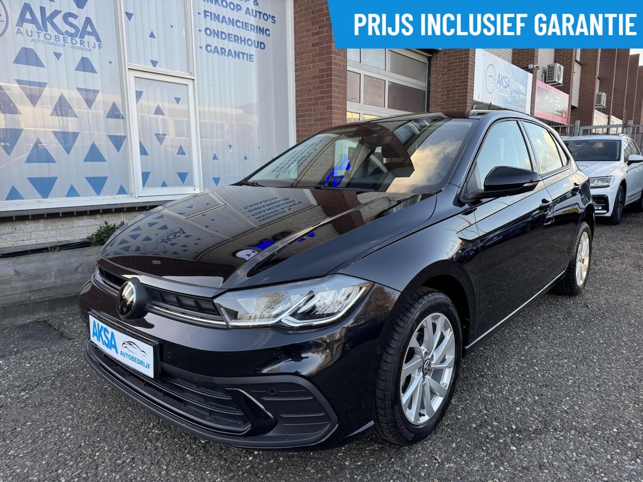 Volkswagen Polo - 1.0 TSI Life 95pk CarPlay LaneAssist Navi Front Assist Garantie - AutoWereld.nl