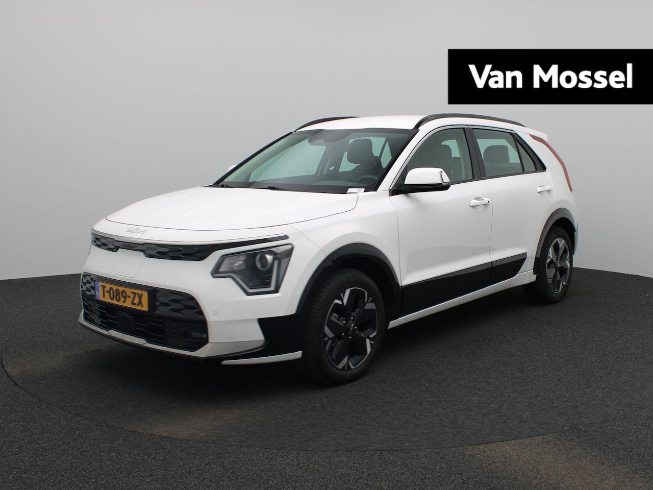 Kia Niro EV - DynamicLine 64.8 kWh ADAPTIEVE CRUISE | NAVIGATIE | CAMERA | LEDER | PDC | CLIMA | APPLE C - AutoWereld.nl