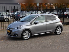 Peugeot 208 - 1.2 PureTech Signature, Navigatie