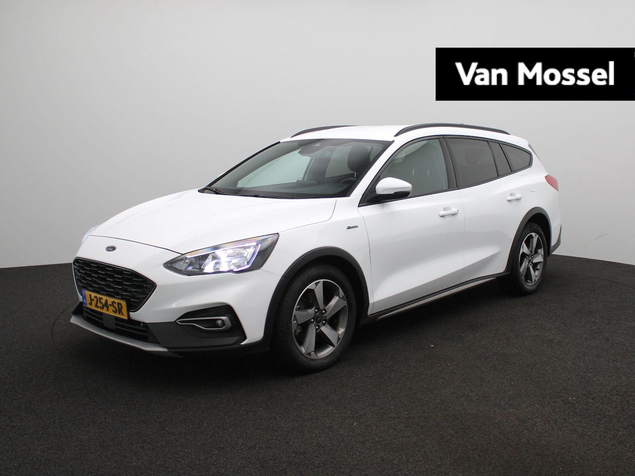 Ford Focus Wagon - 1.0 EcoBoost Hybrid Active X Business | LED | Navi | Winterpack | Cruise Control | - AutoWereld.nl