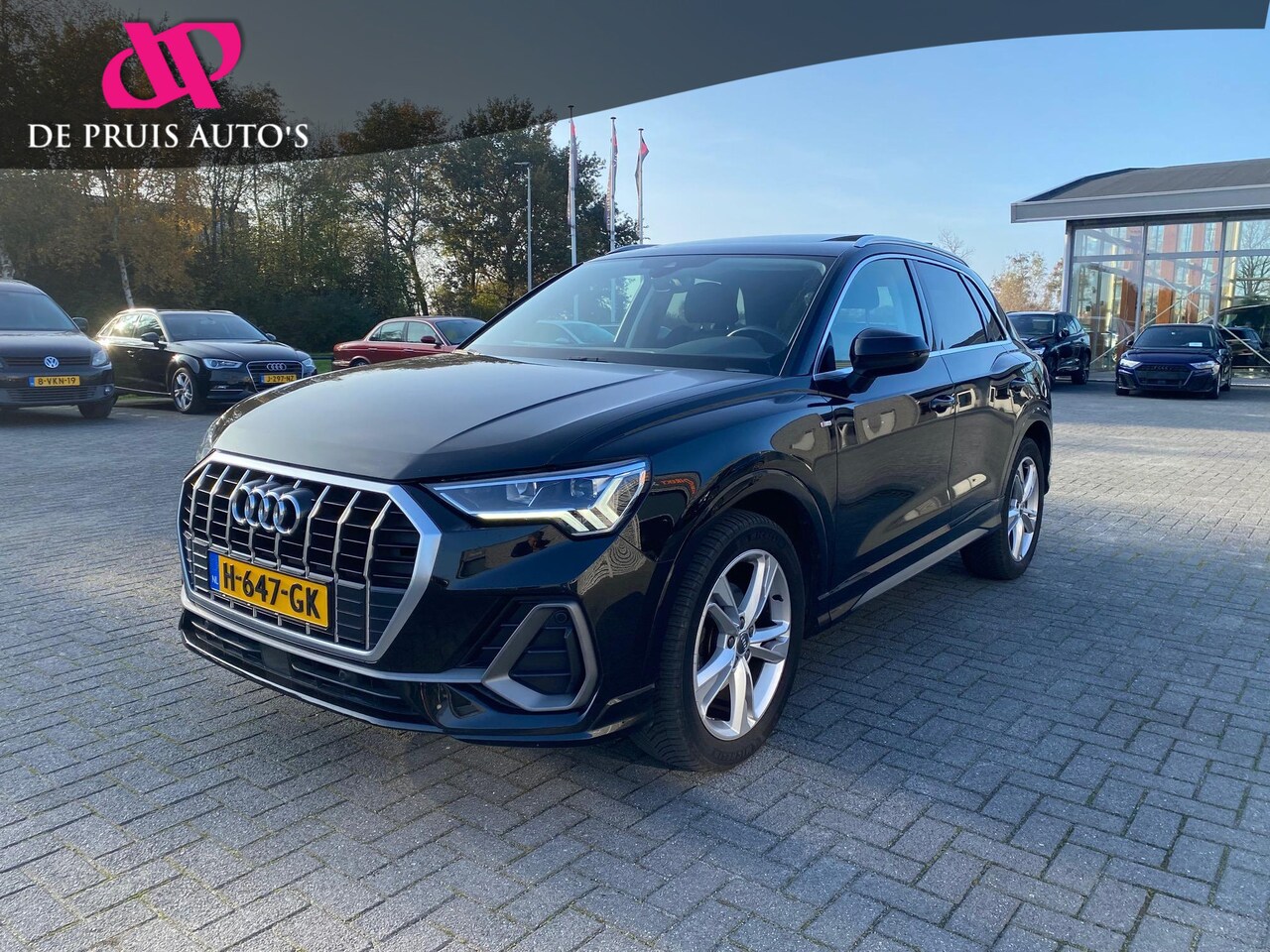 Audi Q3 - 35 TFSI S Line Pro Line S Trekhaak Panodak AppleCarplay Camera 19inch Navigatie Sportstoel - AutoWereld.nl